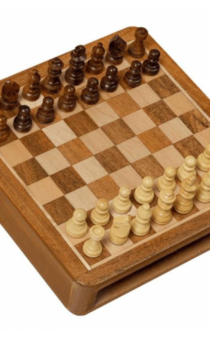 Szachy MAGNETYCZNE 18 cm z intarsjowaną szachownicą i szufladką na figury