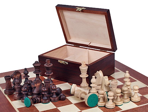 STAUNTON NR 4 w  kuferku drewnianym