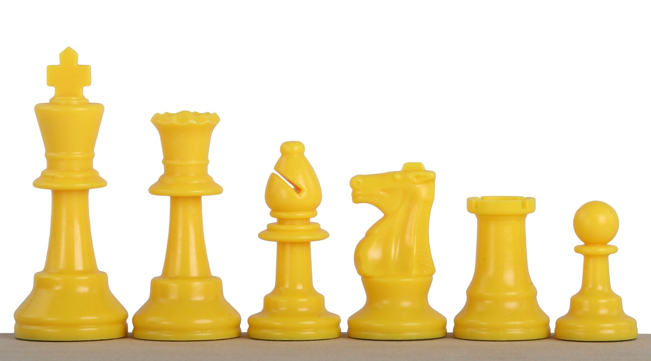 Żółte bierki szachowe nr 6