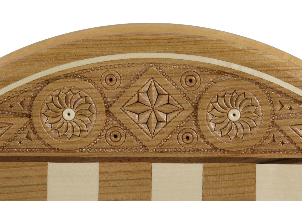 Szachy Rubin - ręcznie rzeźbiona okrągła kaseta (33cm)