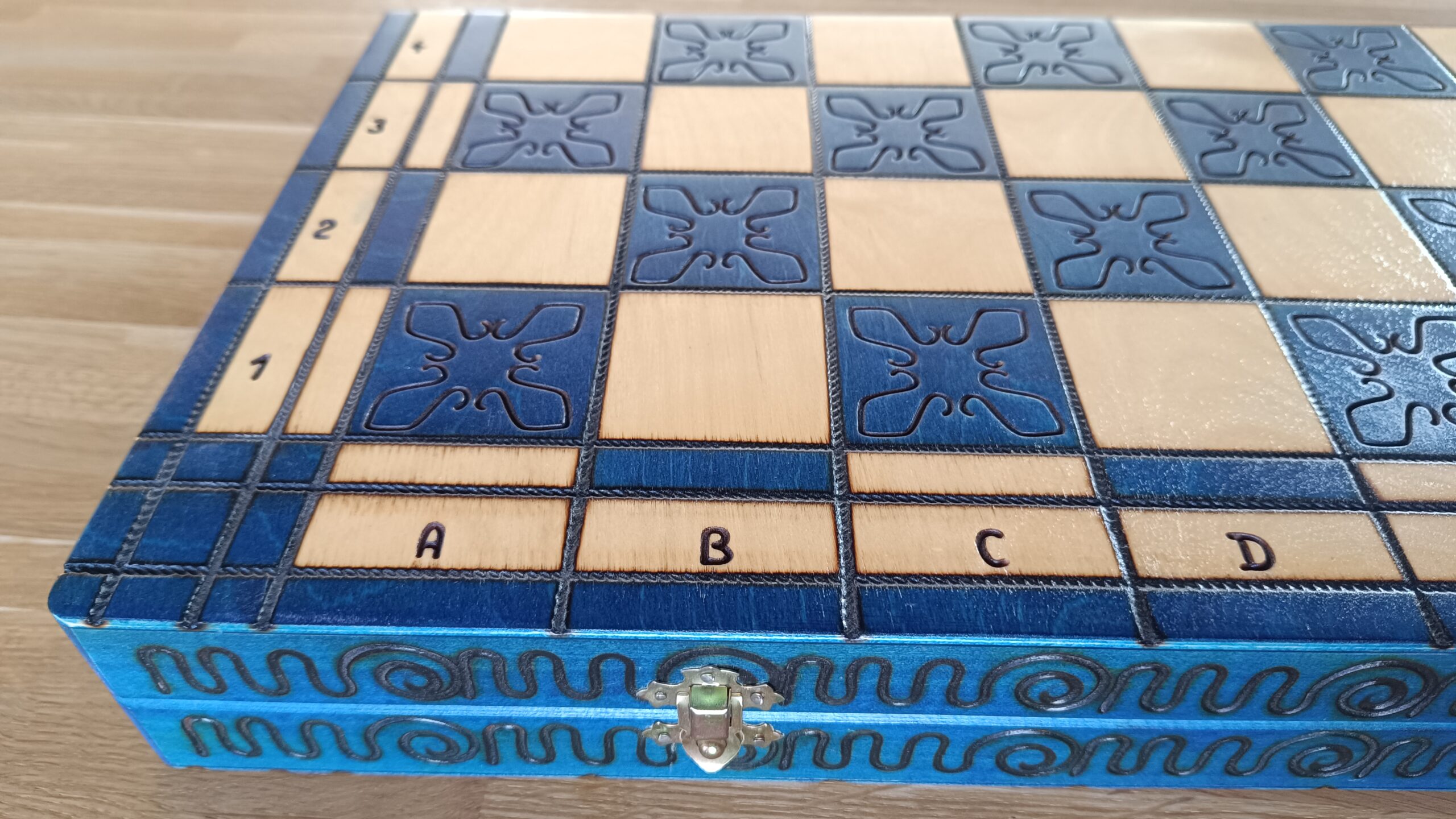 SZACHY INDYJSKIE DUŻE (54cm) kolor niebieski