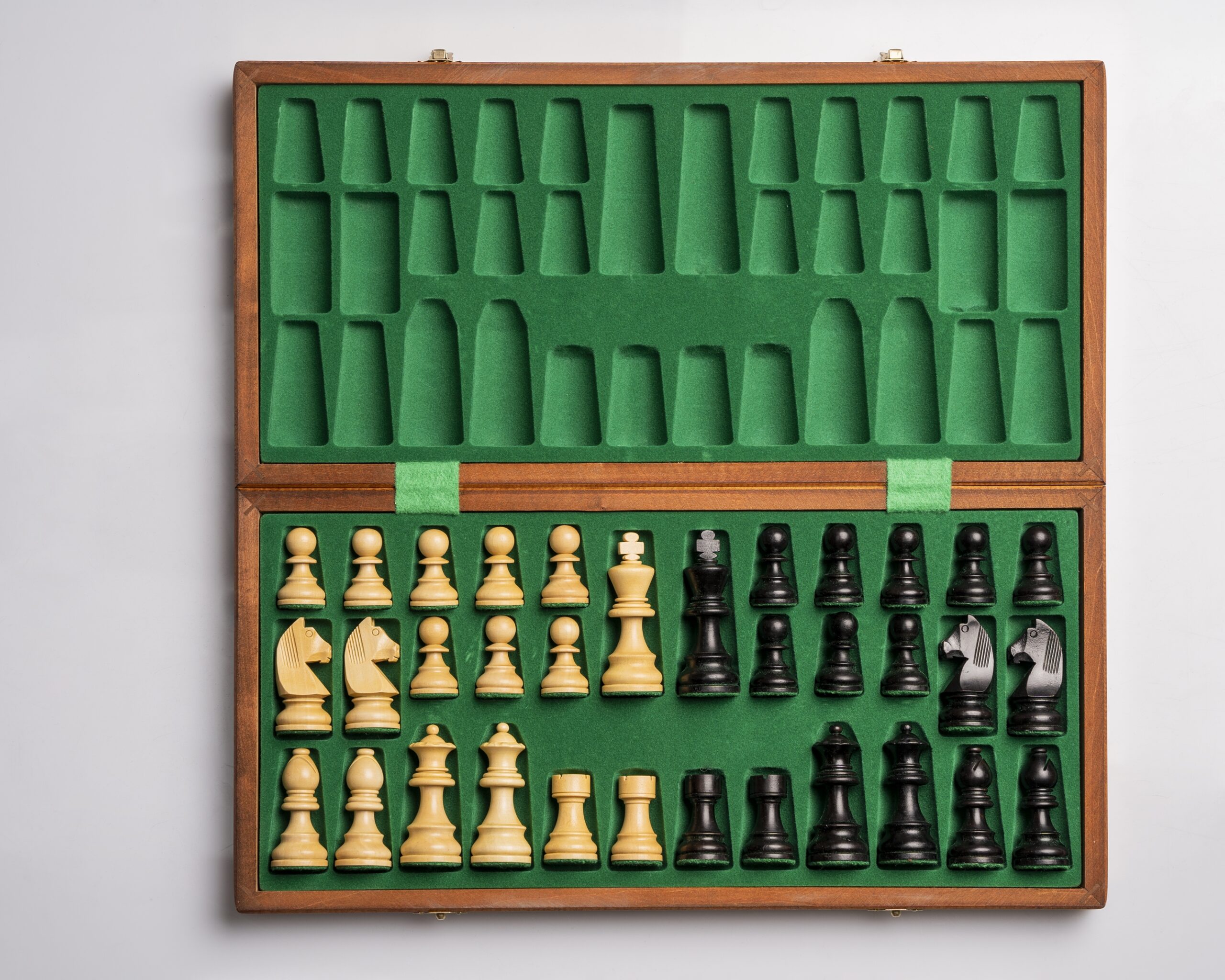 Szachy Turniejowe Timeless (German) Staunton nr 5 (48x48cm)