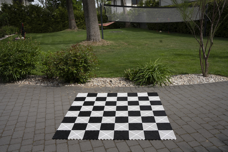 Szachownica gumowana ogrodowa 8″ – pole 21 cm