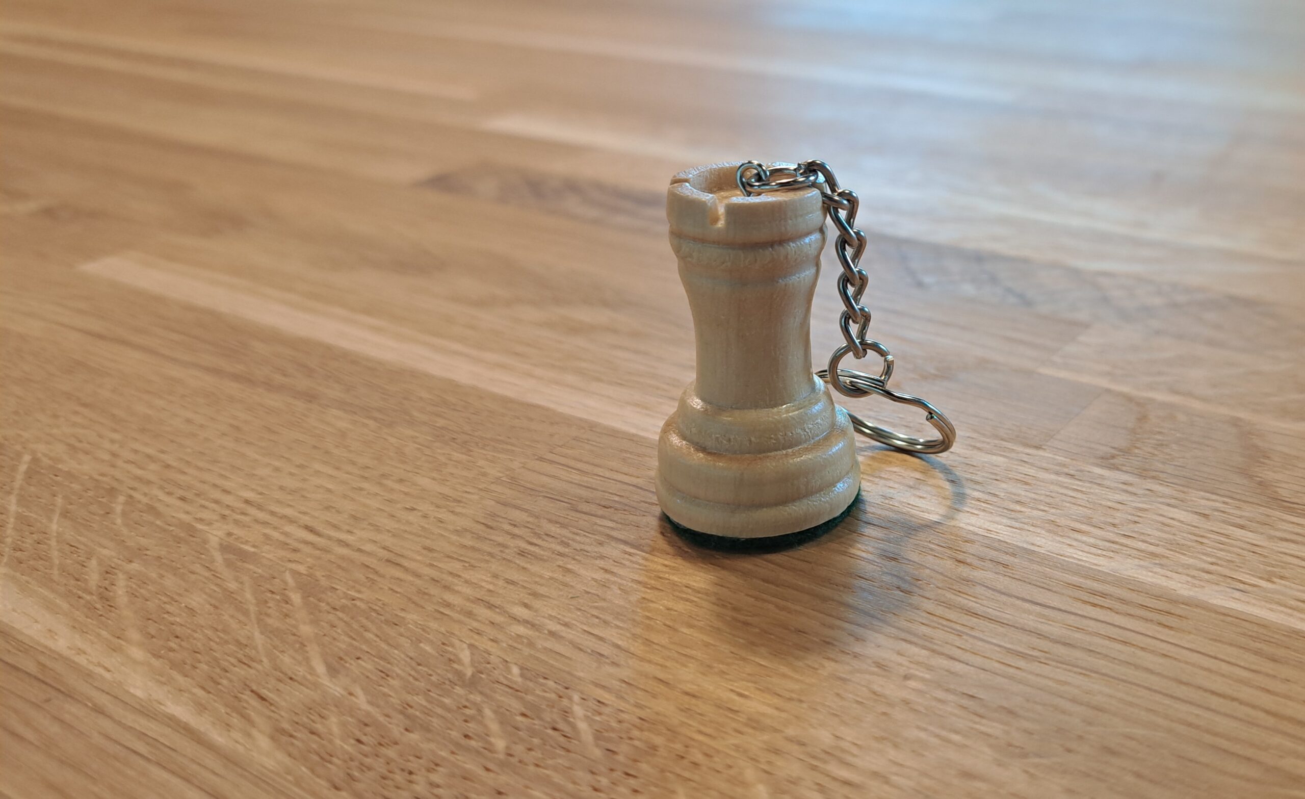 Brelok biała wieża